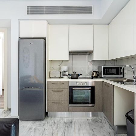 Oyster 1-Br Apt In Larnaca Esterno foto