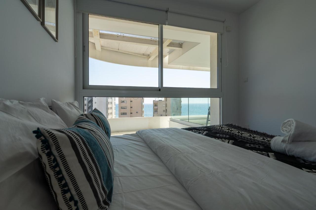 Oyster 1-Br Apt In Larnaca Esterno foto