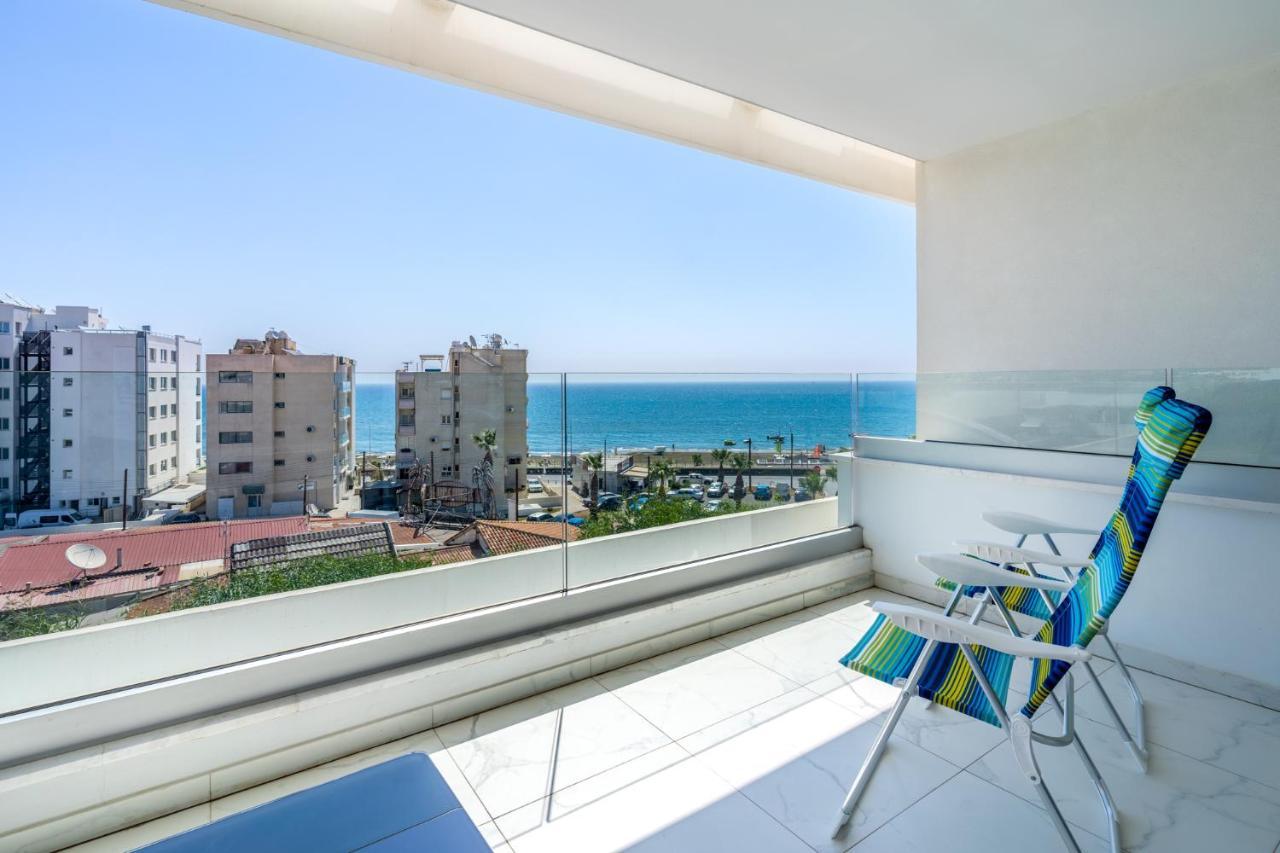 Oyster 1-Br Apt In Larnaca Esterno foto